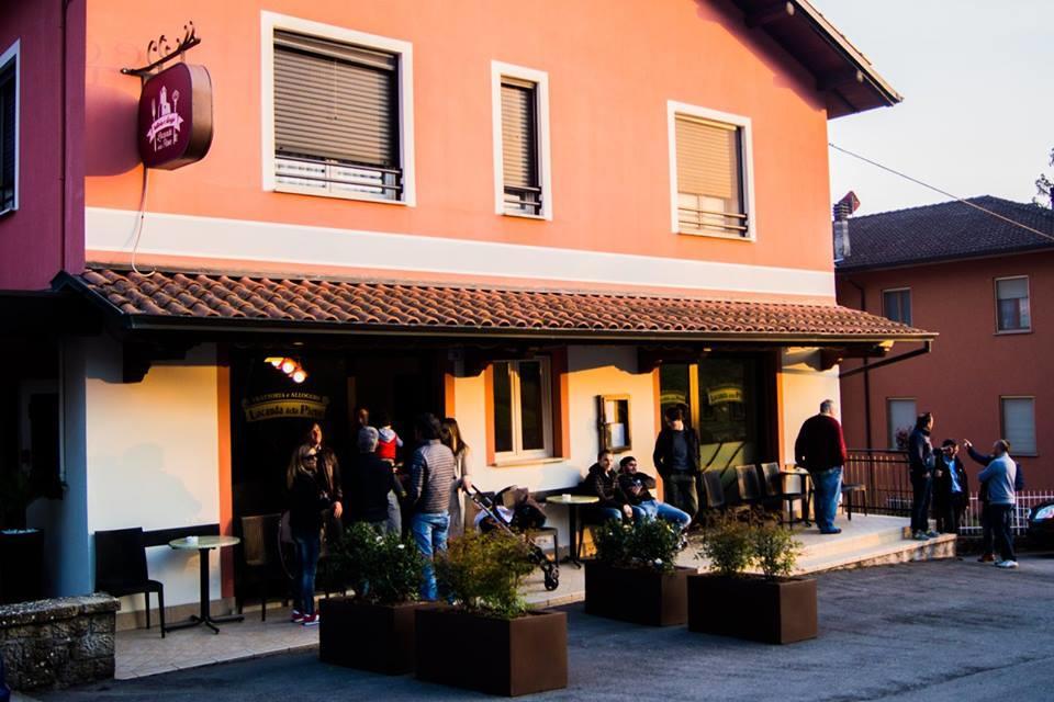Locanda Della Pieve Tizzano Val Parma Экстерьер фото